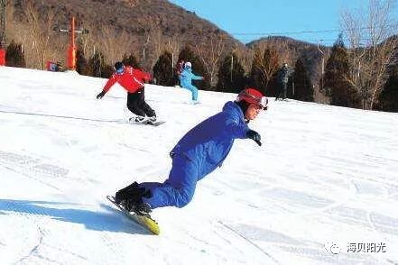 北京奥林匹克公园照雪，冰雪奇景与都市魅力的交融